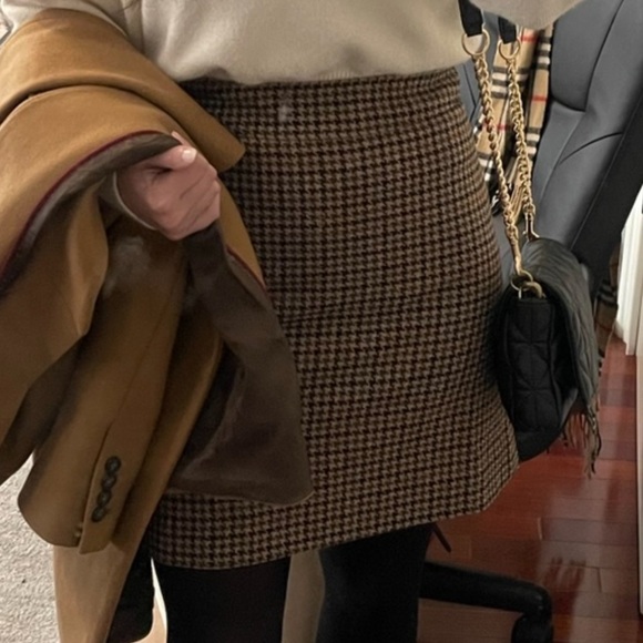 J. Crew Fall Mini Skirt Size 00 wool - Picture 2 of 4